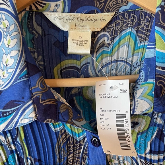 New York City Design Co. Plus Size Button Up Blouse Pleated Paisley 3X NWT - Picture 5 of 5